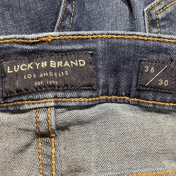Lucky Brand 410 Straight Jeans Denim Men’s 36x30 — Classic, Casual, Everyday - Picture 3 of 10
